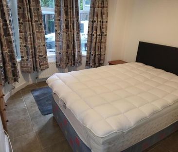 Apt 1, 7 Stranmillis Park, Belfast, BT9 5AU - Photo 2