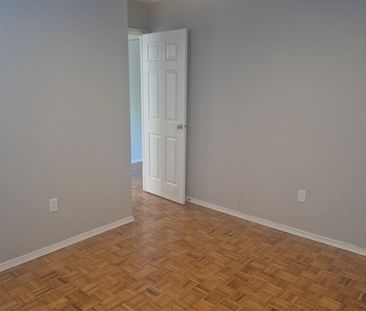 421 West Street, Orillia - Photo 6