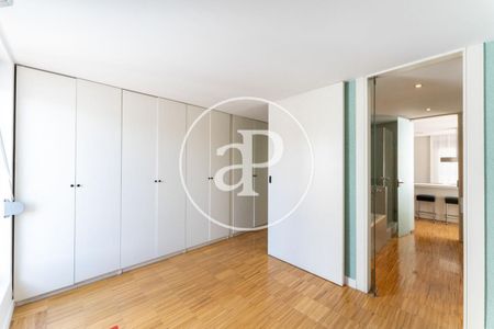 Penthouse for rent in Ayala - Photo 2