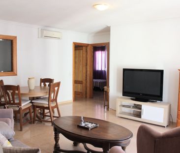 Central apartment, air conditioning, furnished - Photo 2