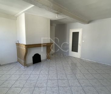 T2 de 50 m² - place Gailleton 69002 LYON - Photo 1