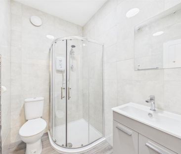 2 bedroom maisonette to rent - Photo 4