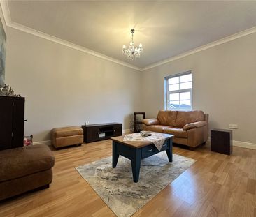 30, Stoneleigh Court, Leeds, LS17 8FN - Photo 4