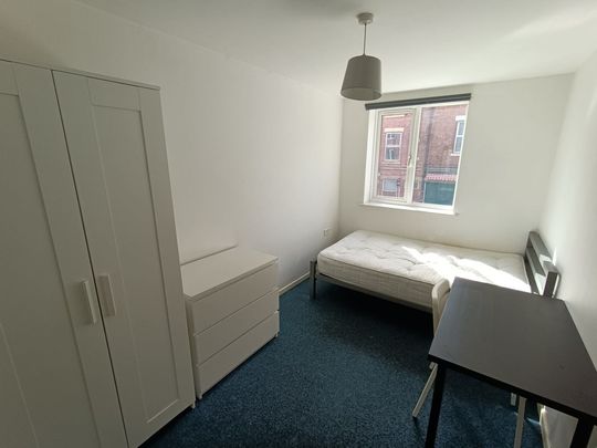 4 Bedroom Flat - Photo 1