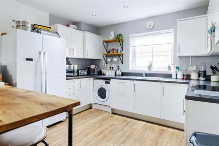 Tagalie Square, Worthing - Photo 5