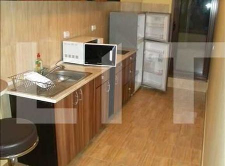 Inchiriere 2 camere, 49 mp utili, imobil nou, loc de parcare, zona Plopilor! - Photo 3