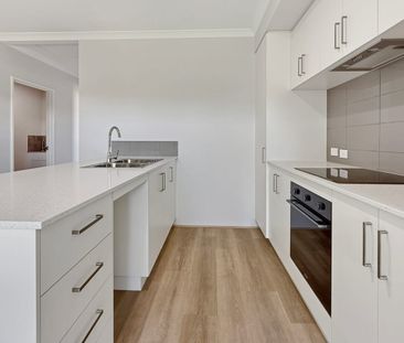 Brand new & ready for you - Photo 5