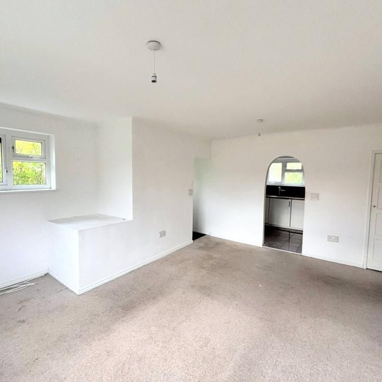 3 bedroom apartment to rent - Photo 1