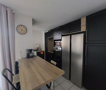 Location Appartement 2 pièces 52m² - Photo 3