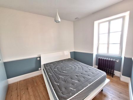 Location Appartement 3 pièces 71m² LES SABLES D OLONNE 85100 - Photo 4