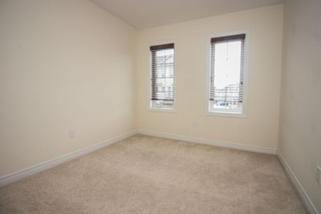 For Lease - 755 Linden Drive Unit# 30, Cambridge, Ontario - Photo 3
