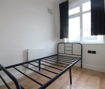 3 bedroom house to rent - Photo 2