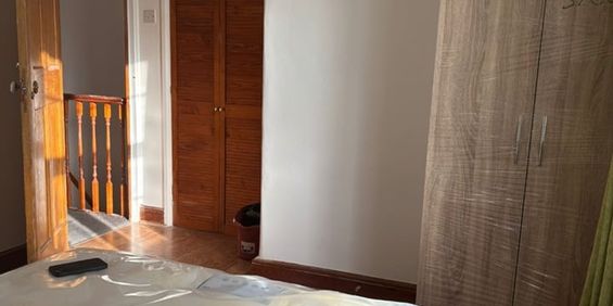 Room in a Shared House, Old Oak Common Lane, W3 - Photo 3