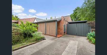 Perfect Blend of Comfort and Convenience - Photo 2