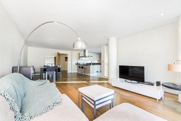 3 bedroom apartment to rent - Photo 1