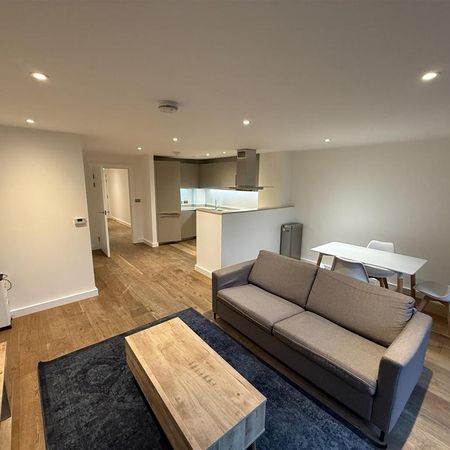 3 bedroom maisonette to rent - Photo 3