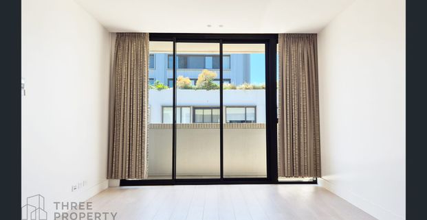 EVE APARTMENTS - STUDIO with a large study! - Photo 1