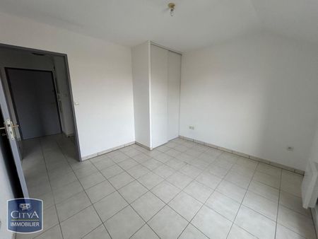 Location Appartement 2 pièces 37m² BAILLEUL 59270 - Photo 2