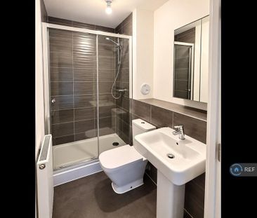 2 bedroom flat to rent - Photo 6