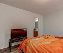 For Lease - 100 Frost Court, Milton, Ontario - Photo 5