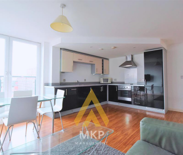 2 bedroom flat to rent - Photo 2