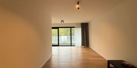 Appartement te huur in Antwerpen voor € 1.200 met 2 slaapkamers - Foto 4