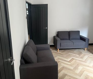 3 Bed Terraced House, Haddon Street, M6 - Photo 6