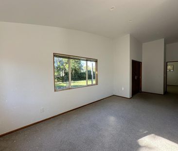 1070 Beach Road, Torbay - Photo 6