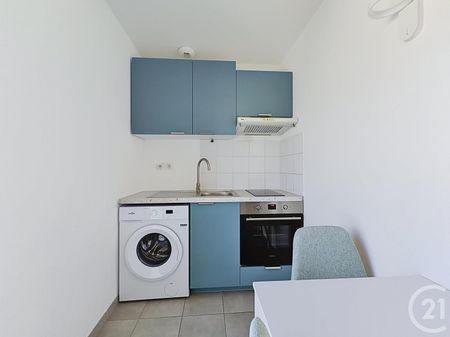 Location Appartement 1 pièce 23m² ST JULIEN LES VILLAS 10800 - Photo 3