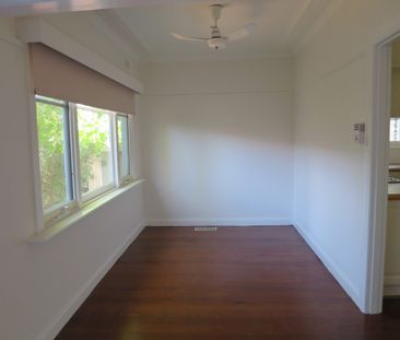 3 Wall Court, Chadstone VIC 3148 - House For Rent | Domain - Photo 5