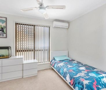 Neat & Spacious Three-Bedroom Home - Photo 5