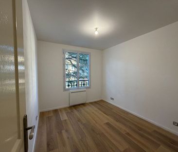 Appartement T2 49 m2 - Saint Priest Village, - Photo 2