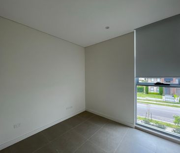 106/2 Affleck Circuit Kellyville - Photo 3