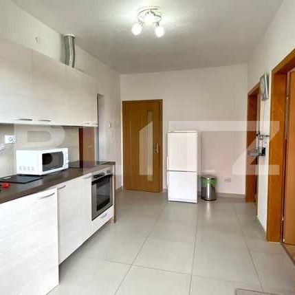 Apartament cu 3 camere , decomandat, 70mp zona UMF, CHELTUIELILE INCLUSE - Photo 1