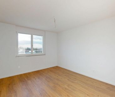 Exklusive 3.5-Zimmer-Attikawohnung im Erstbezug mit 98 m² Sonnenter... - Photo 2