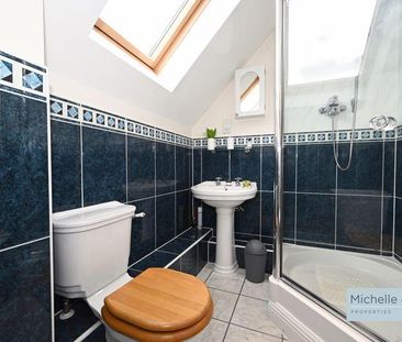 3 bedroom apartment to rent - Photo 4