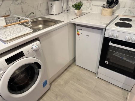 Studio Flat, Green Lanes, N4 - Photo 2