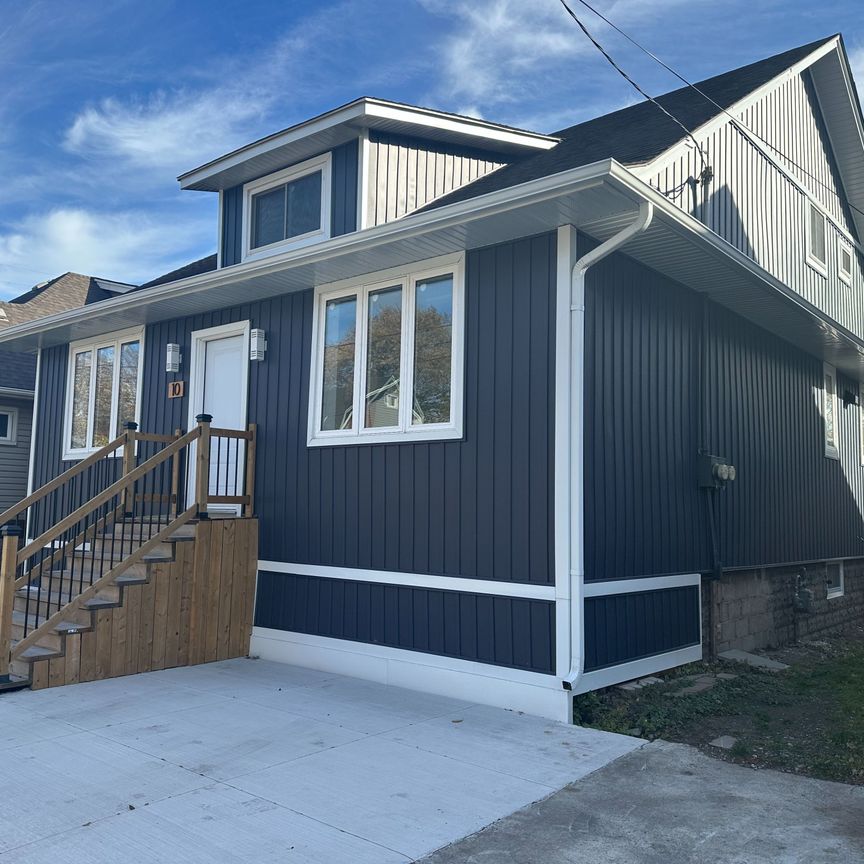 For Lease - 10 Comet Avenue Unit# 1, Hamilton, Ontario - Photo 1