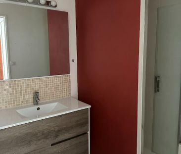 Location Appartement 2 pièces 48m² - Photo 3