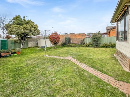 30 Margaret Street, Wendouree - Photo 3