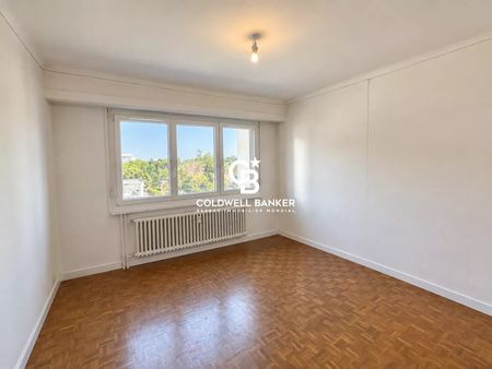 Location Appartement 3 pièces 70m² GAILLARD 74240 - Photo 3