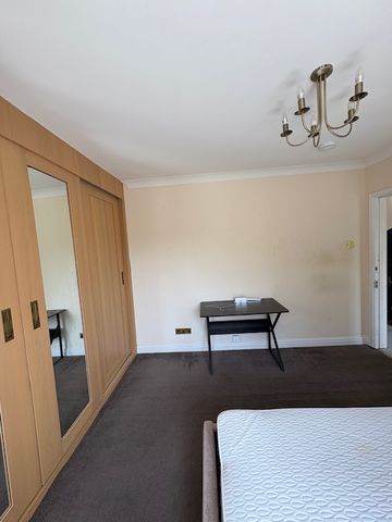 6 bed house to rent in Earlham Green Lane, Norwich, NR5 - Photo 5