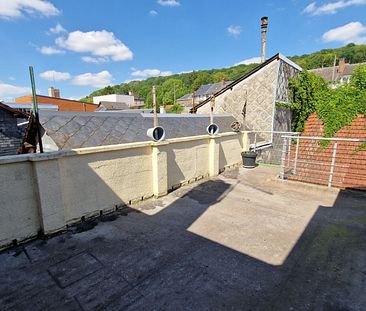 Location Appartement DEVILLE LES ROUEN - Photo 1