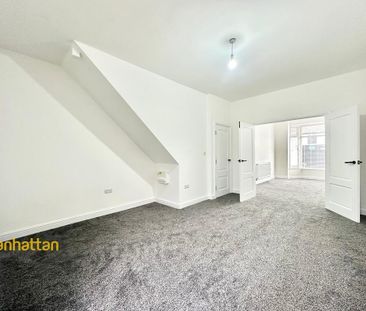 4 bedroom end of terrace house to rent - Photo 2