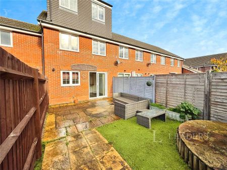 5 bedroom terraced house to rent - Photo 3