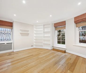 3 bedroom flat in London - Photo 6