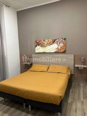 Bilocale via Pasquale Stanislao Mancini 13, Tribunali, Napoli - Foto 5
