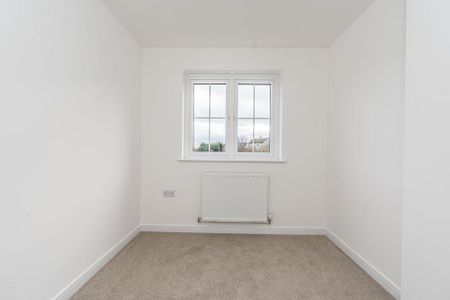 3 bedroom end of terrace house to rent - Photo 5