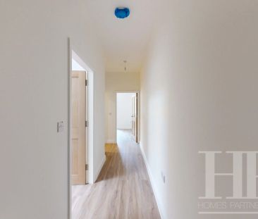 Balcombe, RH17 - Photo 2