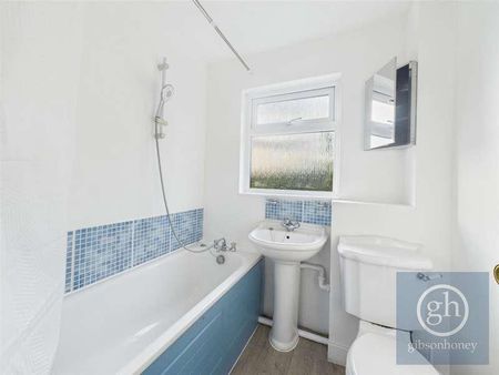 Peerless Drive, Harefield, Uxbridge, UB9 - Photo 5